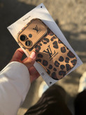 قاب آیفون Louis Vuitton Leopard Golden